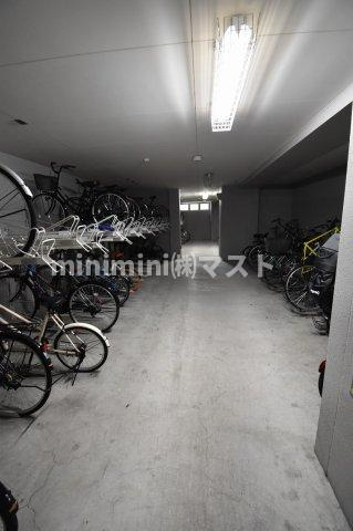 ＫＤＸ堺筋本町レジデンスの駐車場