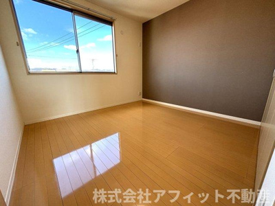 【寝室】 | グランティワカサ | 洋室5.8帖