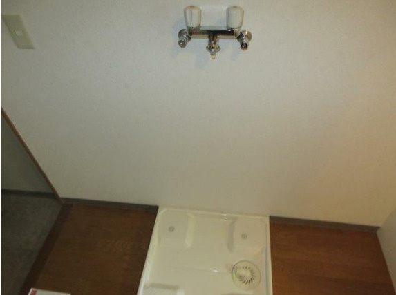 ヒルズエクセル　南向き　角部屋　オートロックの設備