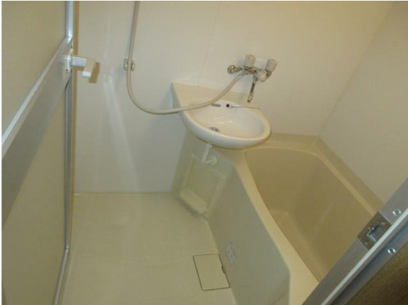 ヒルズエクセル　南向き　角部屋　オートロックの浴室