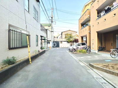 【前面道路含む現地写真】 | 荒川区東尾久2丁目中古住宅 | 全面道路