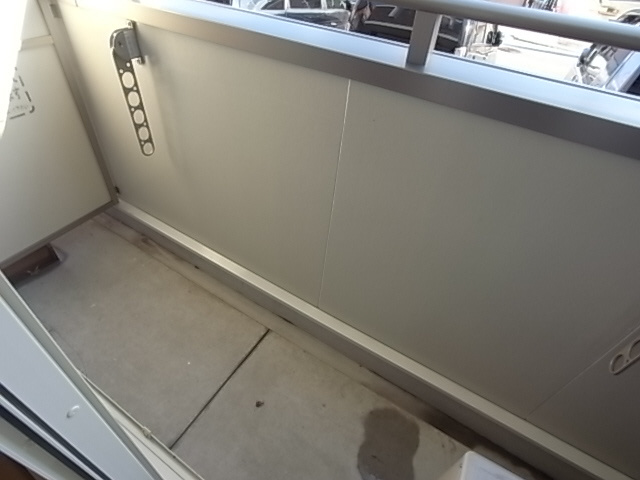 神戸市須磨区大田町６丁目のアパートのバルコニー