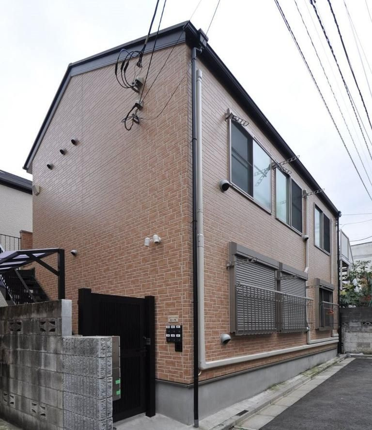 クローバーハウス西ヶ原の外観