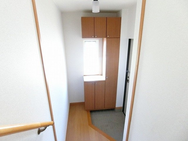 メゾンラフレシールの玄関