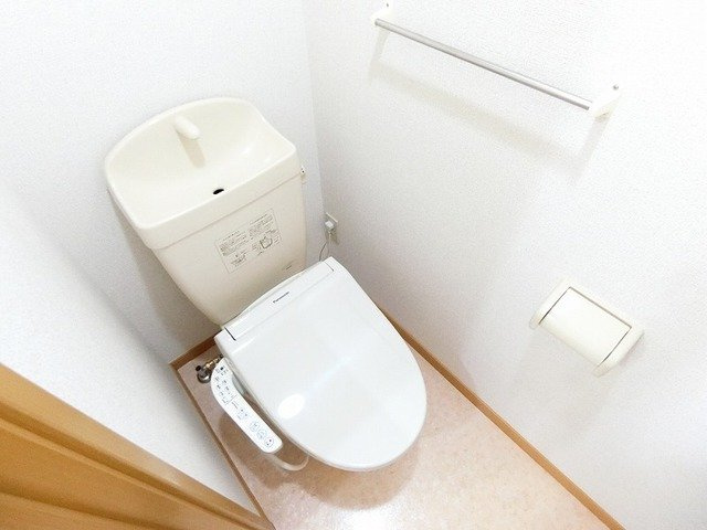 メゾンラフレシールのトイレ