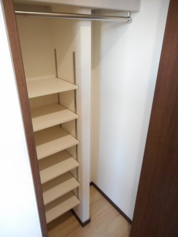 コーワヒルズの収納|玄関収納