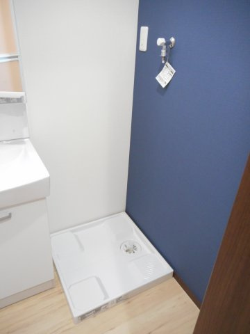 コーワヒルズのその他|洗濯機置場