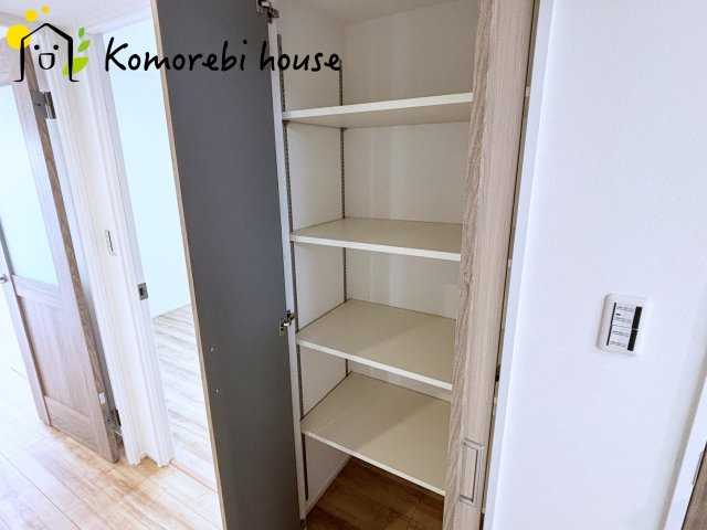 オーベル大宮東宮原の収納|納にはお掃除用具や日用品のストックなどが収納でき、快適空間を作れます。