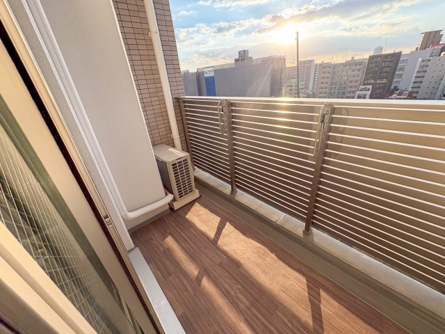 LIVIAZ NAMBA SOLのバルコニー
