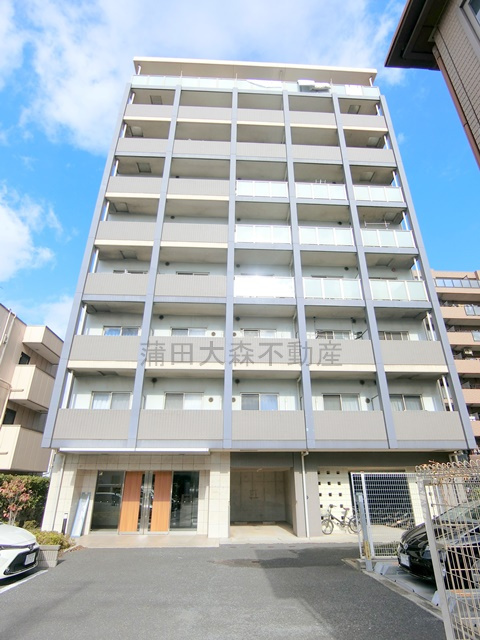 ヒューマンハイム本羽田の外観|2008年4月築　RC鉄筋コンクリート造地上9階建ての人気賃貸
東京都大田区本羽田2丁目　京浜急行空港線糀谷駅徒歩12分