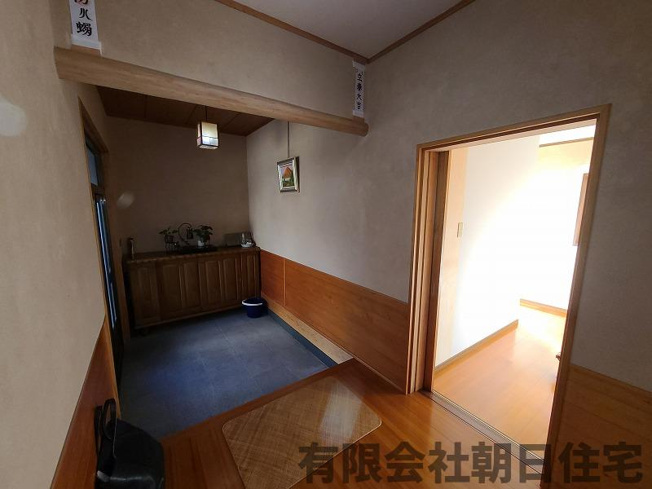 【その他】 | 東来待中古戸建 | 落ち着いた玄関です