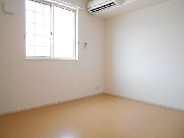 クリスタルベルの内装