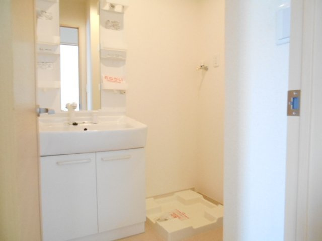 クリスタルベルの洗面所