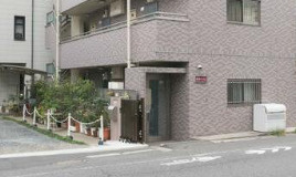 豊島区長崎６丁目の賃貸マンションのエントランス