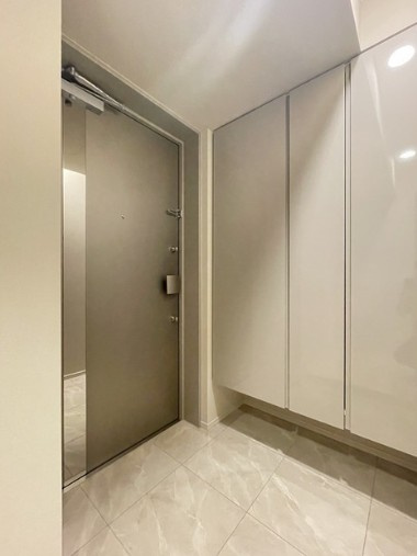 ルフォンプログレ本郷三丁目の玄関