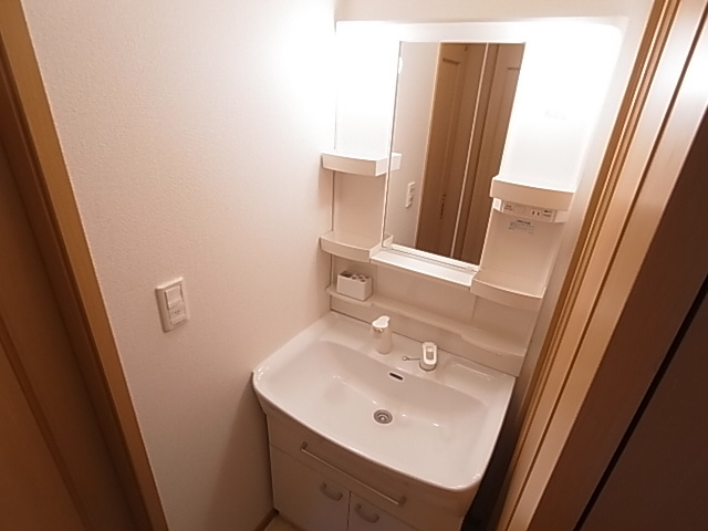 神戸市須磨区東落合２丁目のアパートの洗面所|シャンプードレッサー