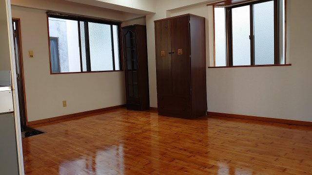 シティーマンション西崎
