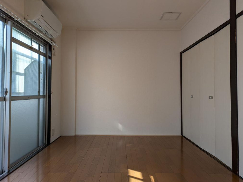 北区滝野川７丁目の一棟アパートの内装