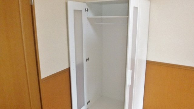 ウエストウッドの収納|可動式の収納です☆