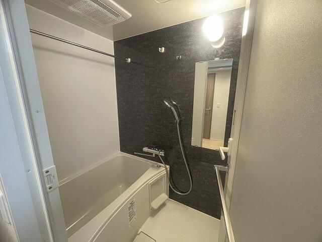 レガシア池袋立教西の浴室