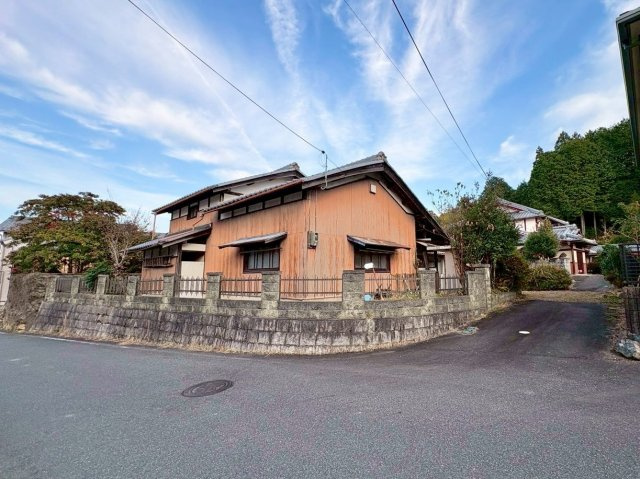 栗東市荒張　建築条件無し売土地の外観