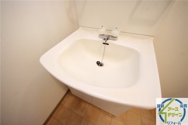 キャッスルハイツの独立洗面台|※類似部屋