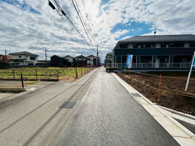 プレスティア昭島　宅地分譲全10区画売地　昭島市宮沢町　4号区　建築条件なしの前面道路含む現地写真|セットバック完了しておりますので接道も広々♪