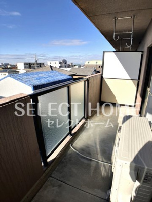 【バルコニー】 | ソフィア東町 | お洗濯にも便利なバルコニー付き