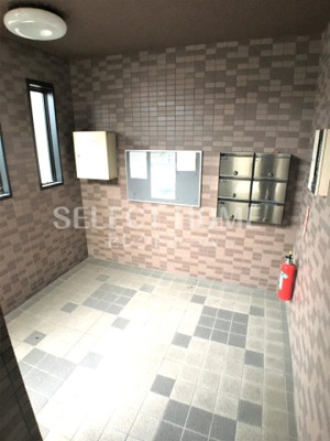 【エントランス】 | ソフィア東町 | 清潔なエントランスです