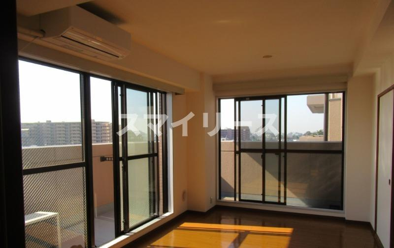 コスモ南柏の居間・リビング