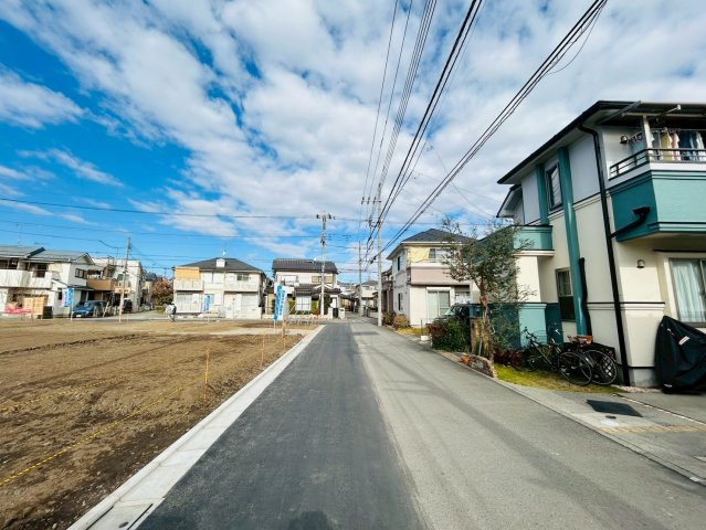 プレスティア昭島　宅地分譲全10区画売地　昭島市宮沢町　3号区　建築条件なしの前面道路含む現地写真|低層住宅地なので解放感に優れた住環境です♪