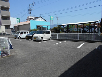 【駐車場】 | メゾン・ベルラルジュ オンシジューム館 