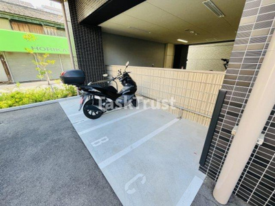 【駐車場】 | アドバンス北大阪ロワン