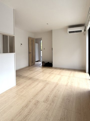 【居間・リビング】 | 岸谷四丁目長屋