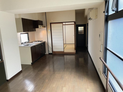 【居間・リビング】 | エクセルシオール新町