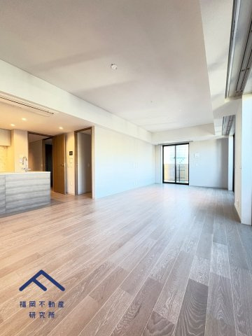 グランドメゾン福岡Ｔｈｅ　Ｃｅｎｔｒａｌ　Ｌｕｘｅの居間・リビング