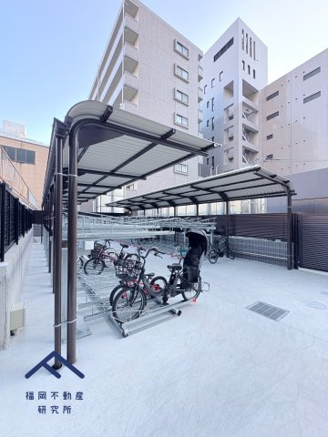グランドメゾン福岡Ｔｈｅ　Ｃｅｎｔｒａｌ　Ｌｕｘｅの駐輪場