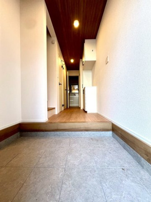 【玄関】 | 広島市南区宇品東７丁目