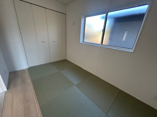 【和室】 | 羽島市上中町長間新築建売全3棟！住宅ローンの月々のご返済5万円台！お車並列3台可能！ | 羽島市上中町長間新築建売全3棟！住宅ローンの月々のご返済5万円台！お車並列3台可能！