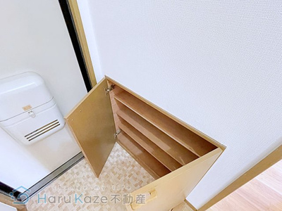 【玄関】 | アルタビスタ A棟【名古屋市賃貸・南向き】