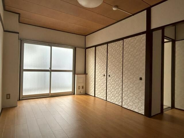 遠藤ビルの寝室