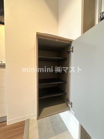 JJ　RESIDENCE　NISHIKUJOの収納
