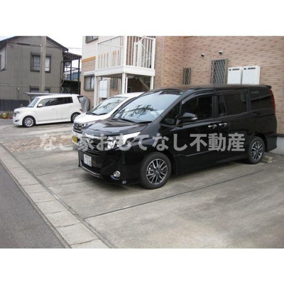 【駐車場】 | マルジュ神明