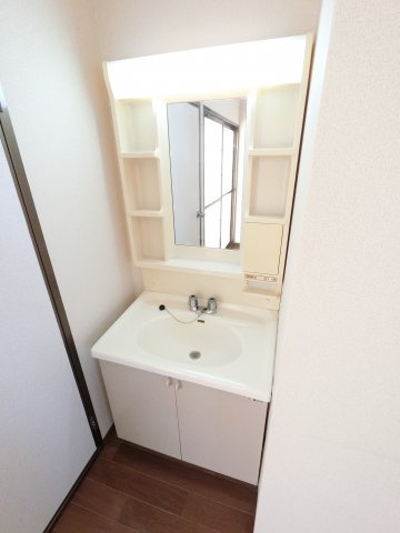 【独立洗面台】