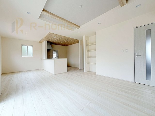 笠間市鴻巣　新築戸建て　1号棟の外観|ご予約を頂ければ、『平日』はもちろん『早朝』や『夜間』もご見学可能です♪お気軽にお申し付けください♪