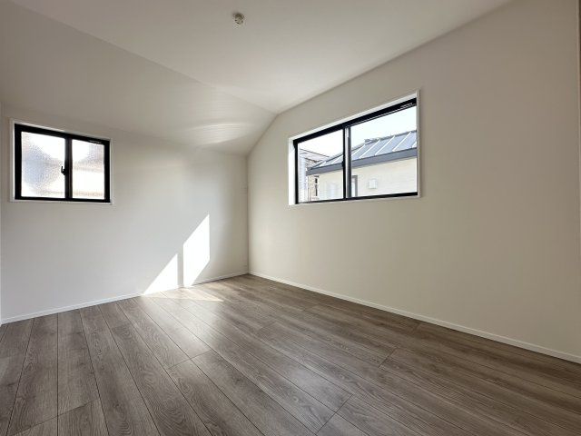 明石市松が丘1丁目新築戸建1号棟の洋室