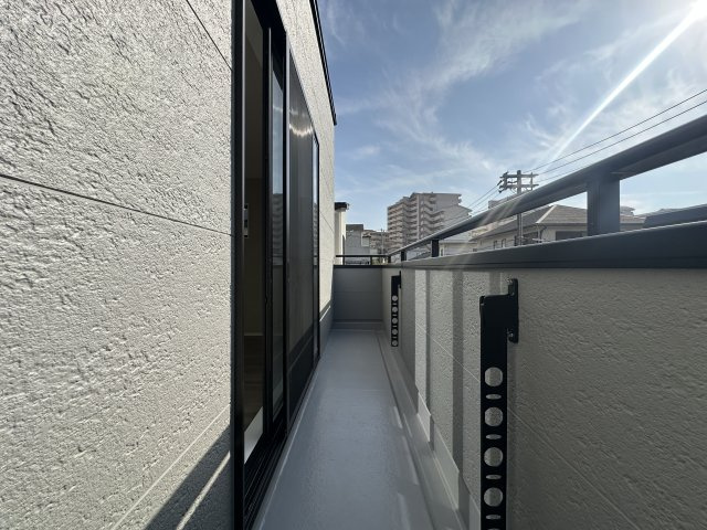 明石市松が丘1丁目新築戸建1号棟のバルコニー