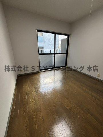 仲介手数料０円！RX豊田の居間・リビング