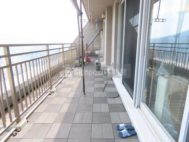 ロフティ立山公園のロビー
