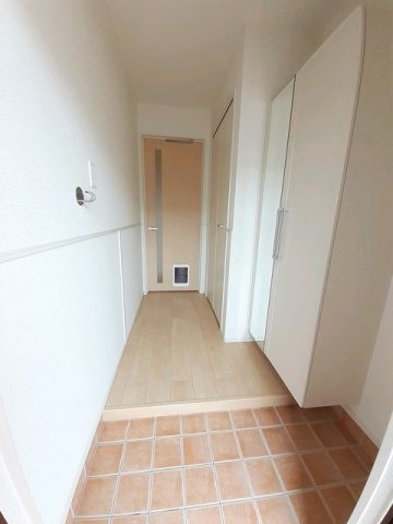 ナイトＡの玄関